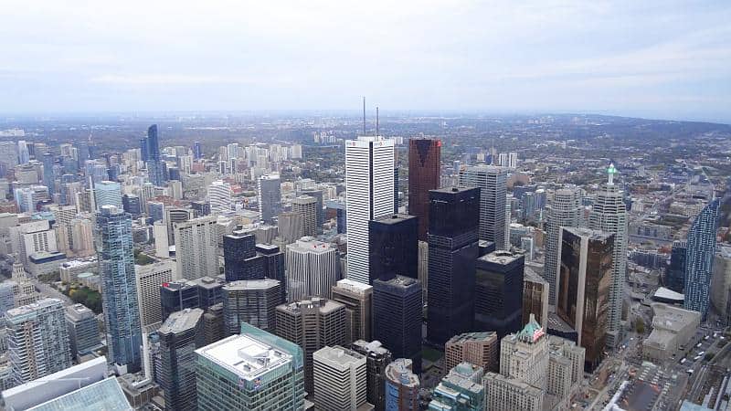 Aussicht vom CN Tower - Toronto und Niagarafälle