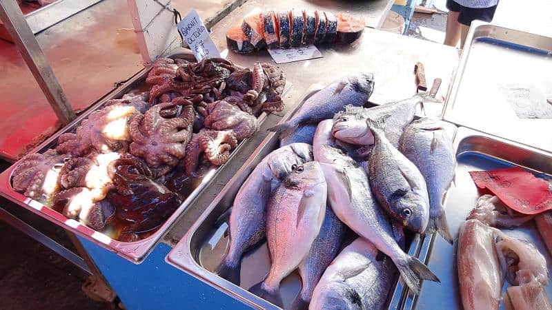 Fangfrische Ware auf dem Markt in Marsaxlokk, Malta