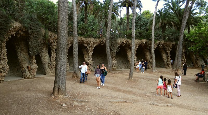 Park Güell - Säulengang