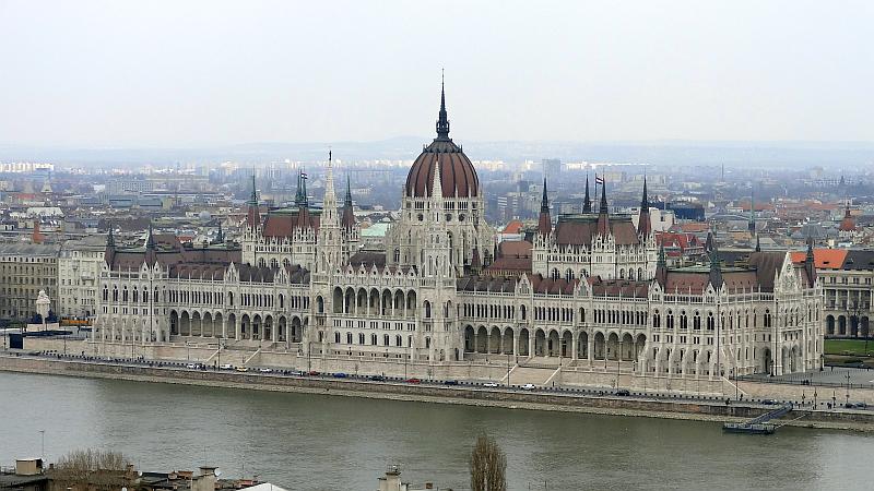 Budapest - Blick aufs Parlament