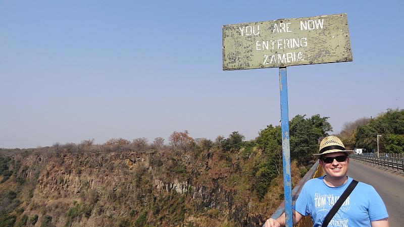 Grenze Sambia-Simbabwe - Zu Fuß von Simbabwe nach Sambia