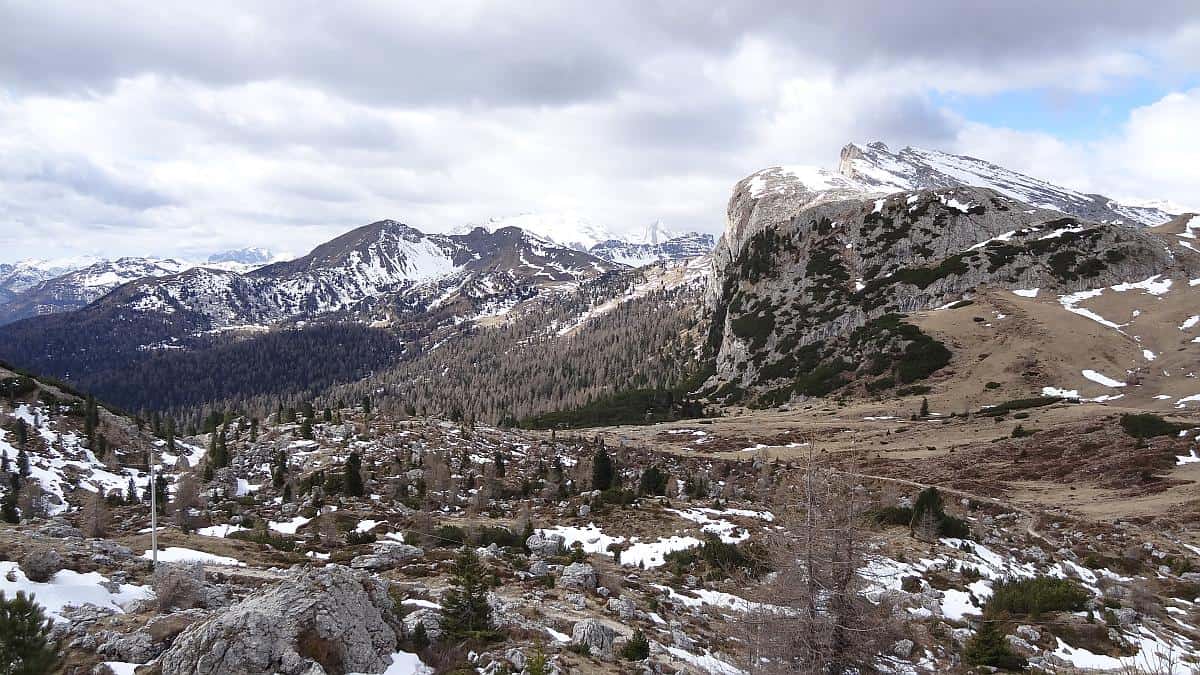 Panorama - Frühling in den Dolomiten
