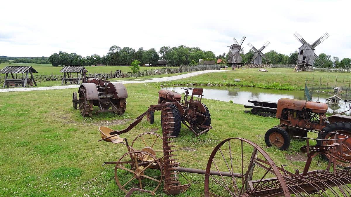 Windmühlen auf Saaremaa - Roadtrip durchs Baltikum