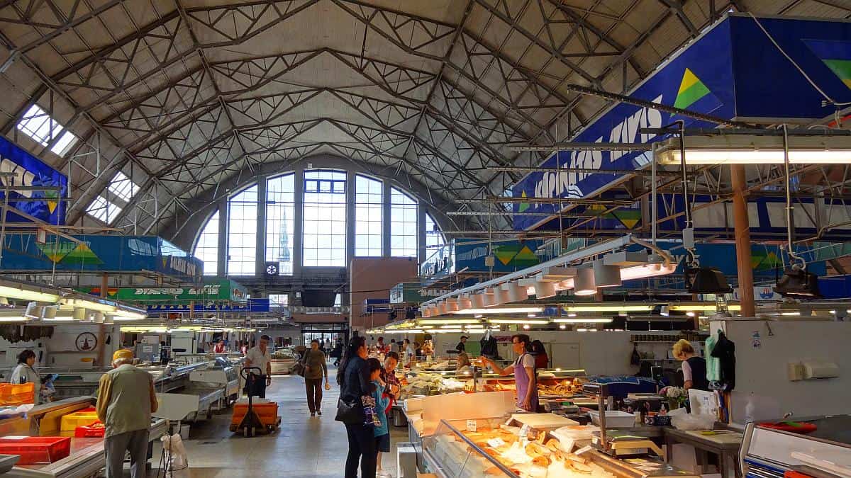 Markthalle Zentralmarkt - Riga an einem Tag