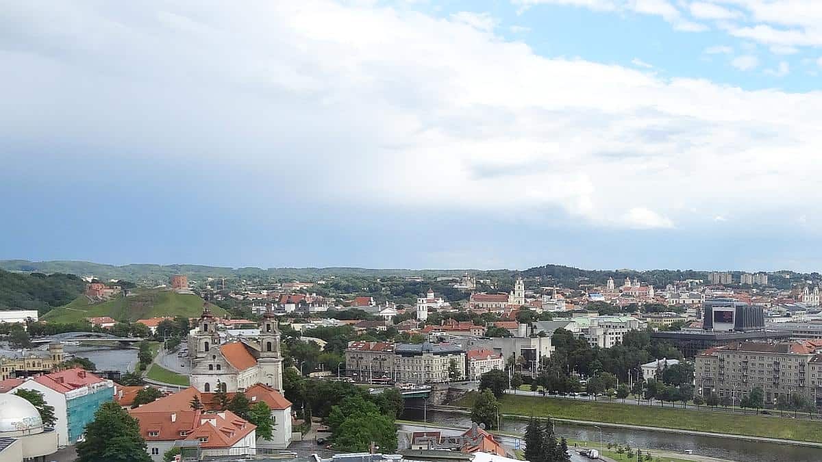 Aussicht über Vilnius, Roadtrip durchs Baltikum