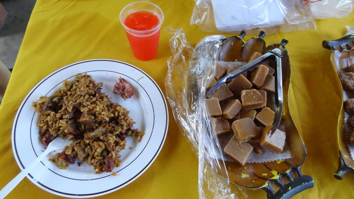 Pilau und Karamell mit Rumpunsch, St. Vincent