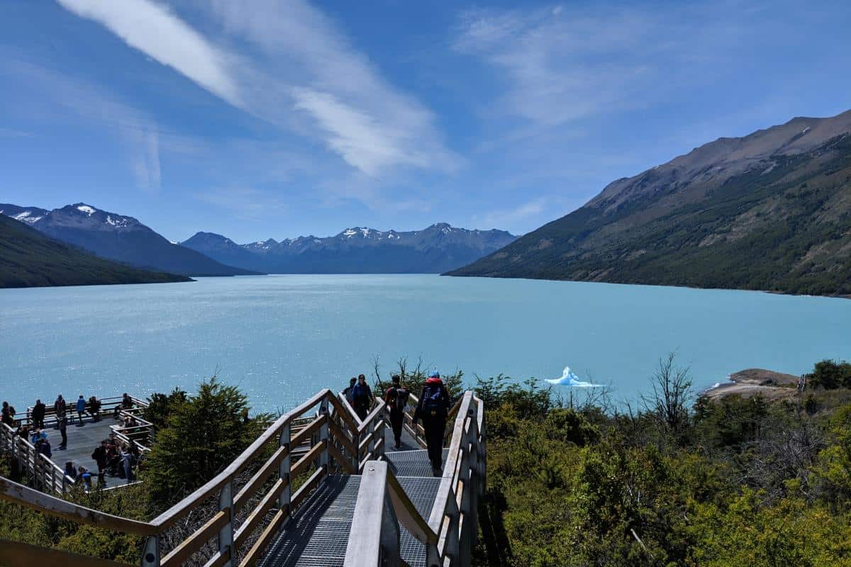 Aussicht über den Lago Argentino vom Paseo de la costa