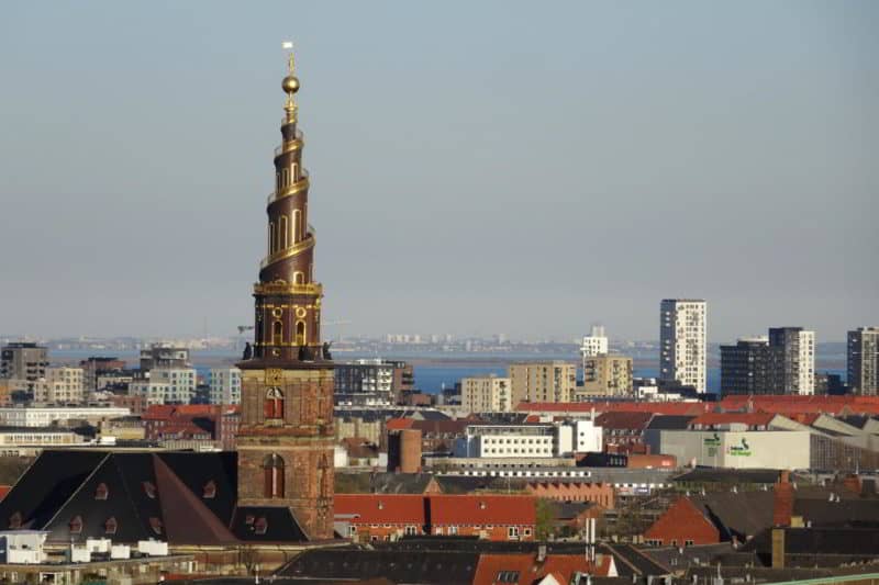 Sehenswürdigkeit in Kopenhagen: Erlöserkirche Vor Frelsers Kirke mit Aussicht