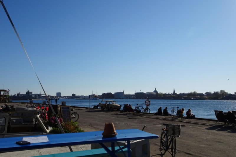 Sehenswürdigkeiten in Kopenhagen: Blick von Refshaleøen auf den Kopenhagener Innenhafen und das Zentrum von Kopenhagen