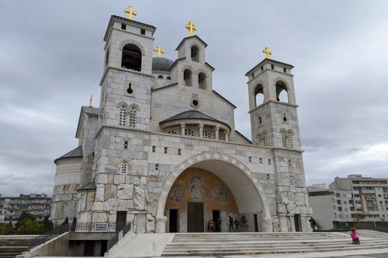 Die Auferstehungskathedrale in Podgorica, Montenegro