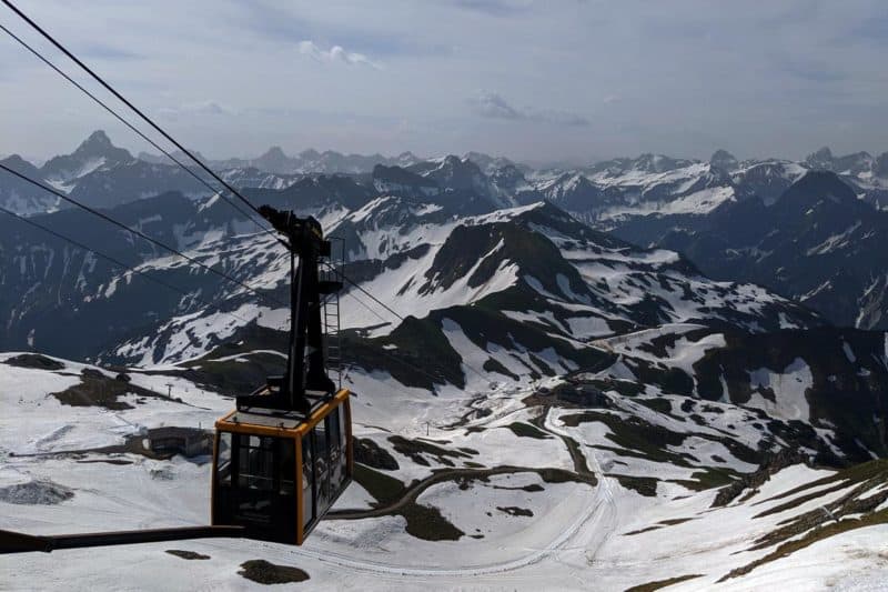 Aussicht auf benachbarte Gipfel vom Nebelhorn