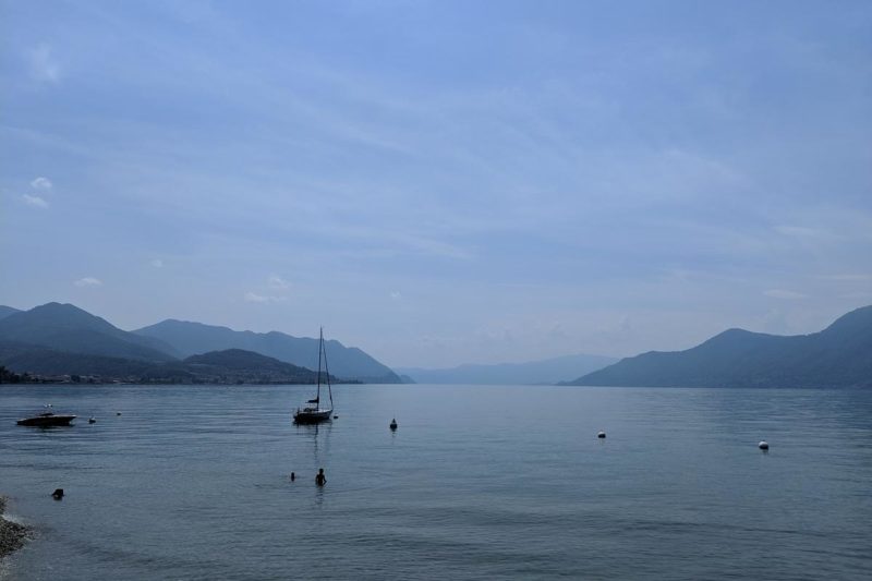 Weitblick über den Lago Maggiore