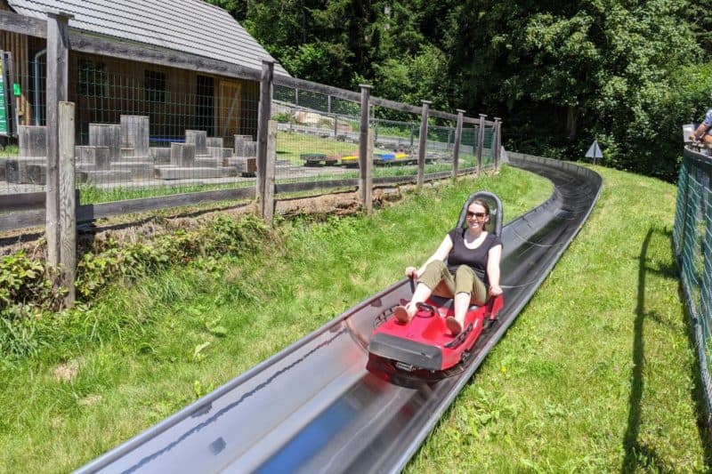 Jessi auf der Sommerrodelbahn Koglhof