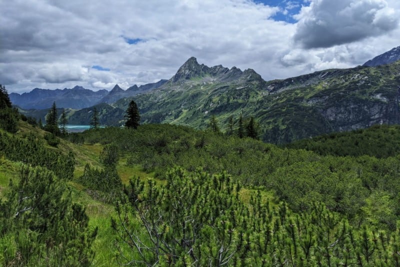 Blick auf den Kops-Stausee von der Wanderung zum Wiegensee im Montafon