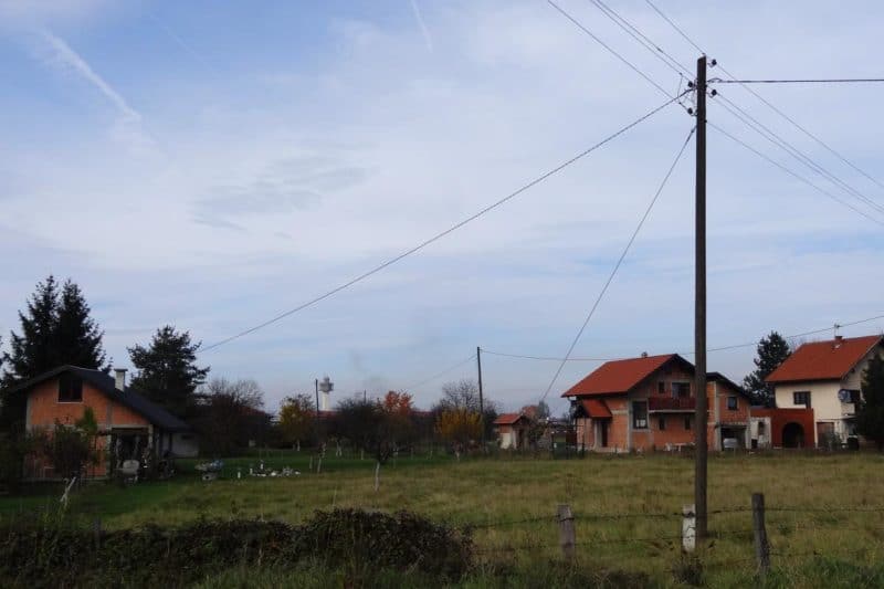 Ein- und Zweifamilienhäuser im ländlichen Ostsarajevo