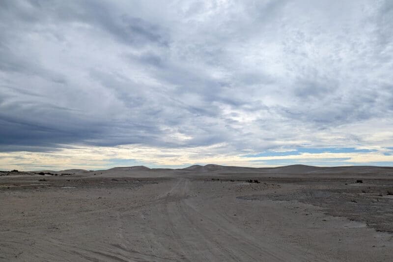 Sand soweit das Auge reicht bei den Sanddünen von Lancelin