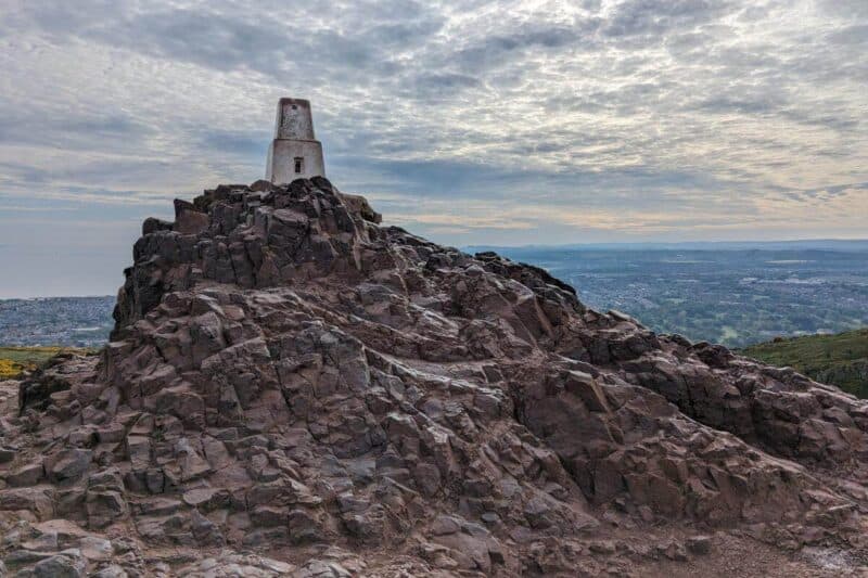 Felsiger Gipfel des Arthur's Seat